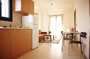 Hotel Karmela 2*